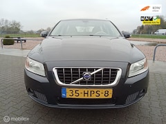 Volvo V70 - 2.0 Momentum/leder/cruise/clima