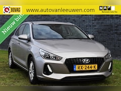 Hyundai i30 - 1.0 T-GDI Comfort NAVIGATIE/LANE ASSIST/TREKHAAK/CLIMA/ETC