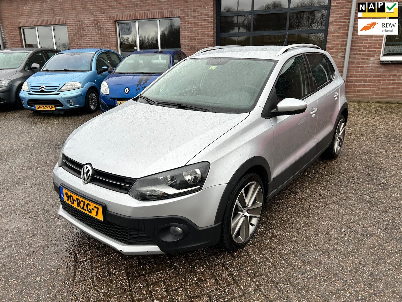 Volkswagen Polo - 1.4-16V Cross 1.4-16V Cross // Nieuwe APK - AutoWereld.nl