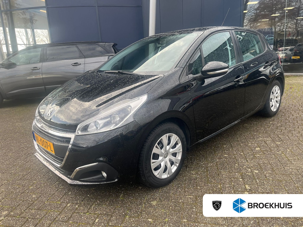 Peugeot 208 - 1.2 PureTech Blue Lion | Navi | Airco | Parkeersensor achter | Cruise Control | Apple Carp - AutoWereld.nl