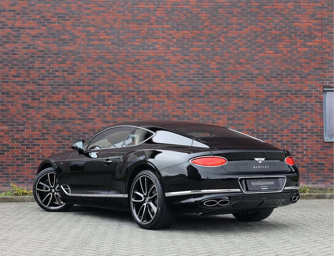 Bentley Continental GT - 4.0 V8 | Beluga - Night Vision - HUD - AutoWereld.nl