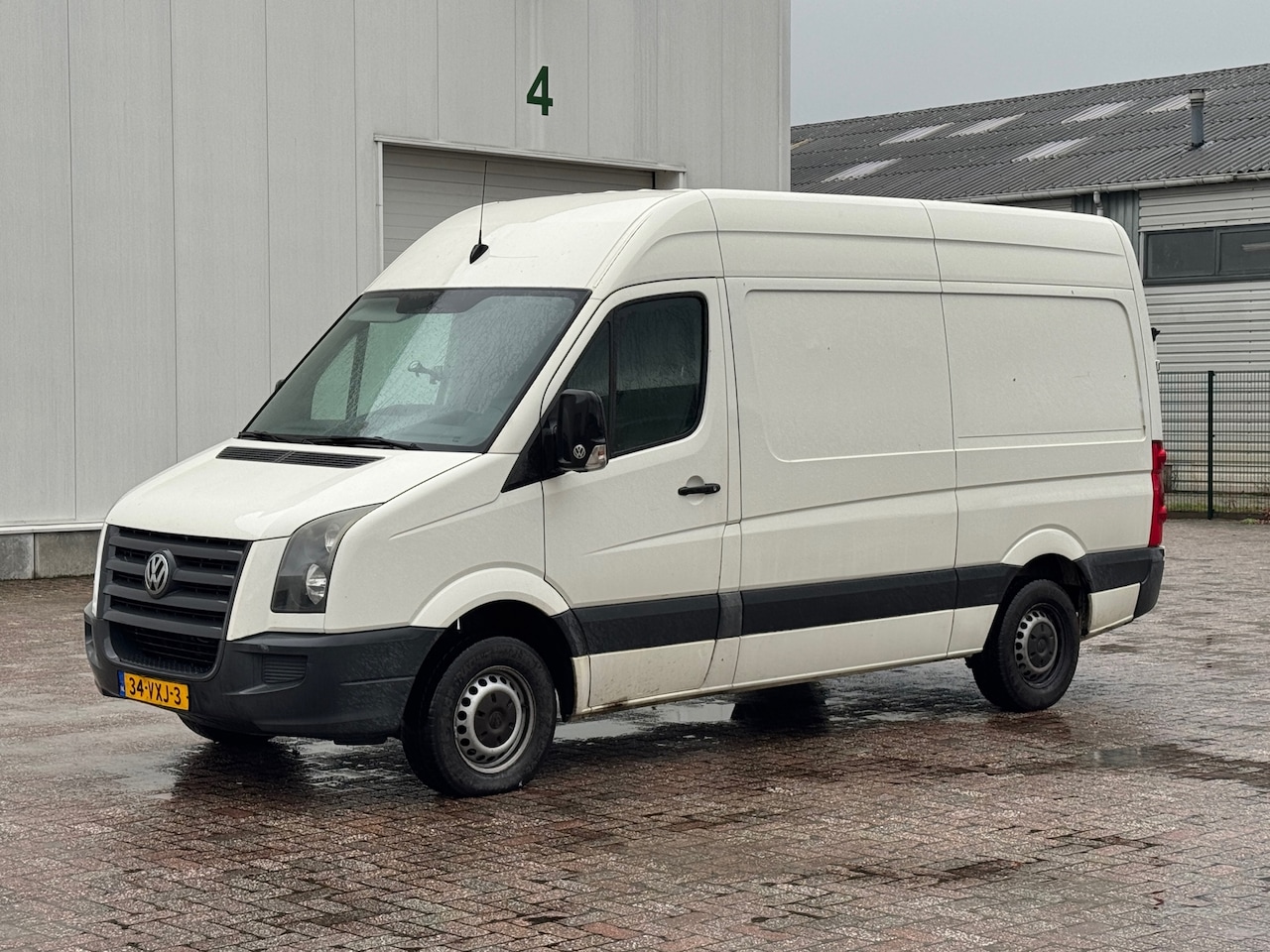 Volkswagen Crafter - 35 2.5 TDI L2H2 LAADKLEP - AutoWereld.nl