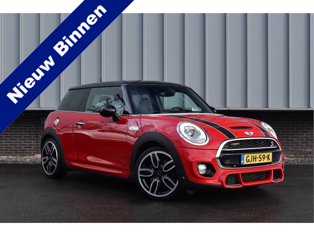 MINI Cooper S - Mini 2.0 Chili Serious Business | Navi Prof | Camera | Leder | Stoelverwarming - AutoWereld.nl