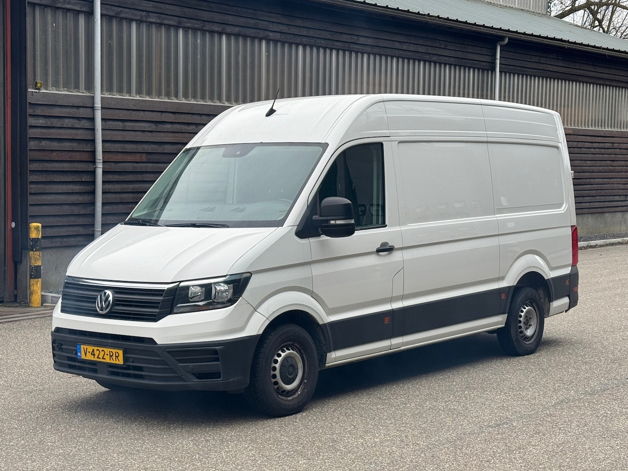 Volkswagen Crafter - 35 2.0 TDI L2H3 Highline - AutoWereld.nl