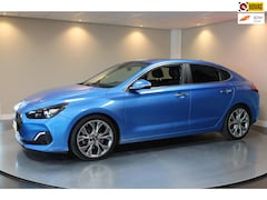 Hyundai i30 Fastback - 1.4 T-GDI Comfort *Automaat* Dealer OH|Carplay|Camera|Adapt.Cruise