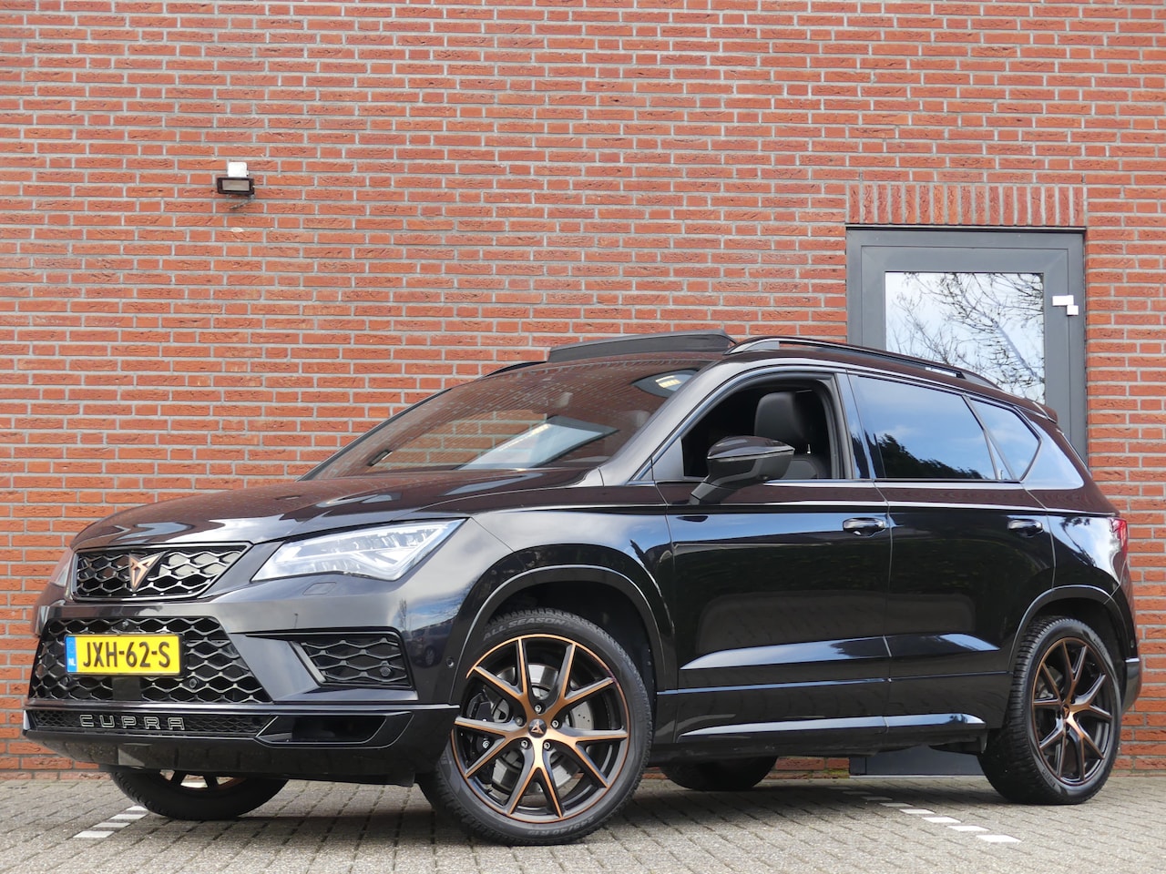 CUPRA Ateca - 2.0 TSI 4DRIVE / Panoramadak / Trekhaak - AutoWereld.nl
