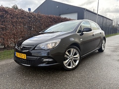 Opel Astra - 1.4 Turbo Sport / 5-DEURS / AIRCO / CRUISE