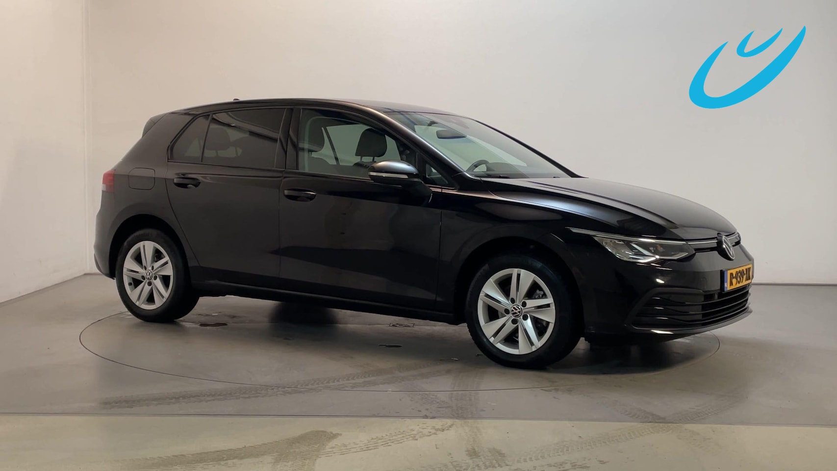 Volkswagen Golf - 1.0 TSI Life Alcantara Sfeerverlichting Camera Navigatie - AutoWereld.nl