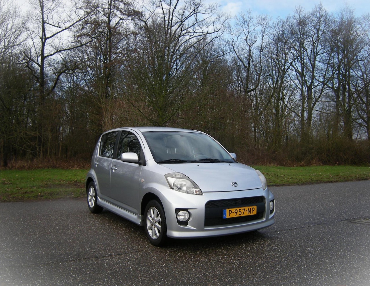 Daihatsu Sirion 2 - 1.5-16V Sport . AUTOMAAT . Airco . 5 Drs . Ele ramen . 103 Pk . enz - AutoWereld.nl