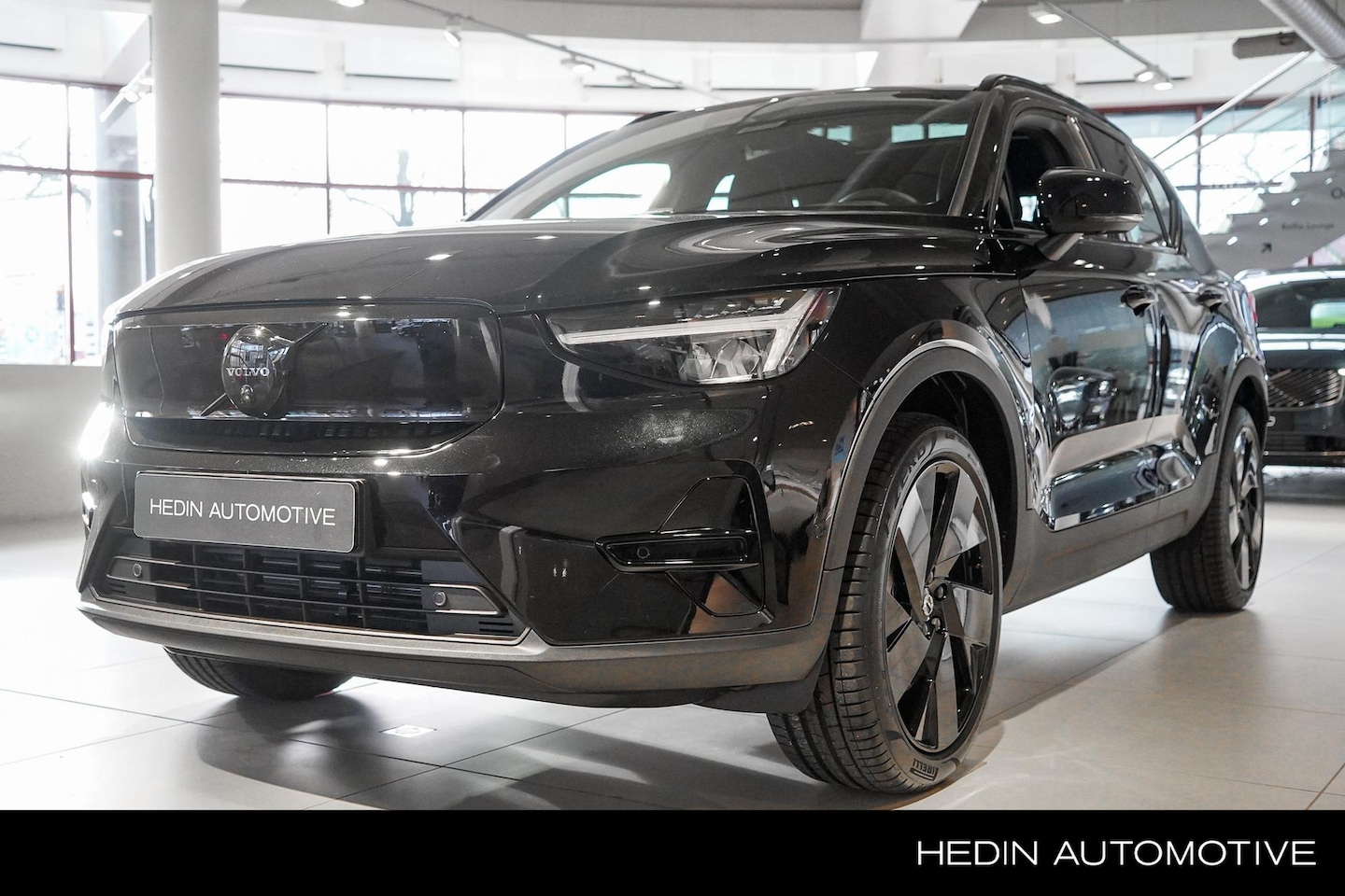 Volvo EX40 - Single Motor Ext. Range Ultra Bl. Ed. Eur. 82 kWh Single Motor Ext. Range Ultra Bl. Ed. Eur. 82 kWh - AutoWereld.nl