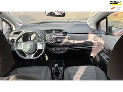 Toyota Yaris - 1.0 VVT-i Now, Nap, Airco, Apk, Trekhaak, 5-Drs, Elek pkt