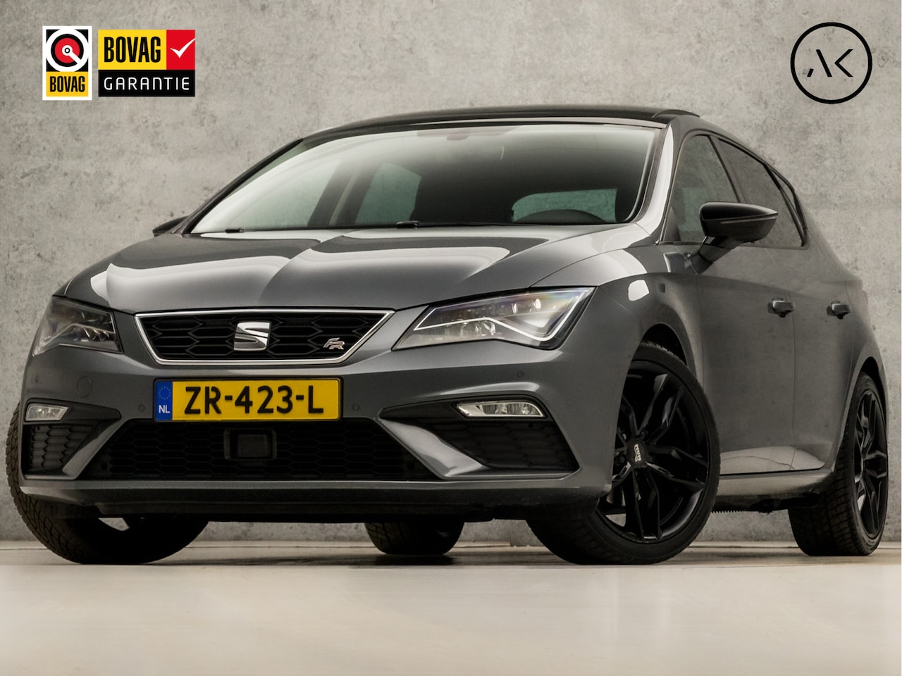SEAT Leon - 1.4 TSI FR Intense Sport 150Pk Automaat (SCHUIFDAK, APPLE CARPLAY, KEYLESS, CAMERA, STOELV - AutoWereld.nl