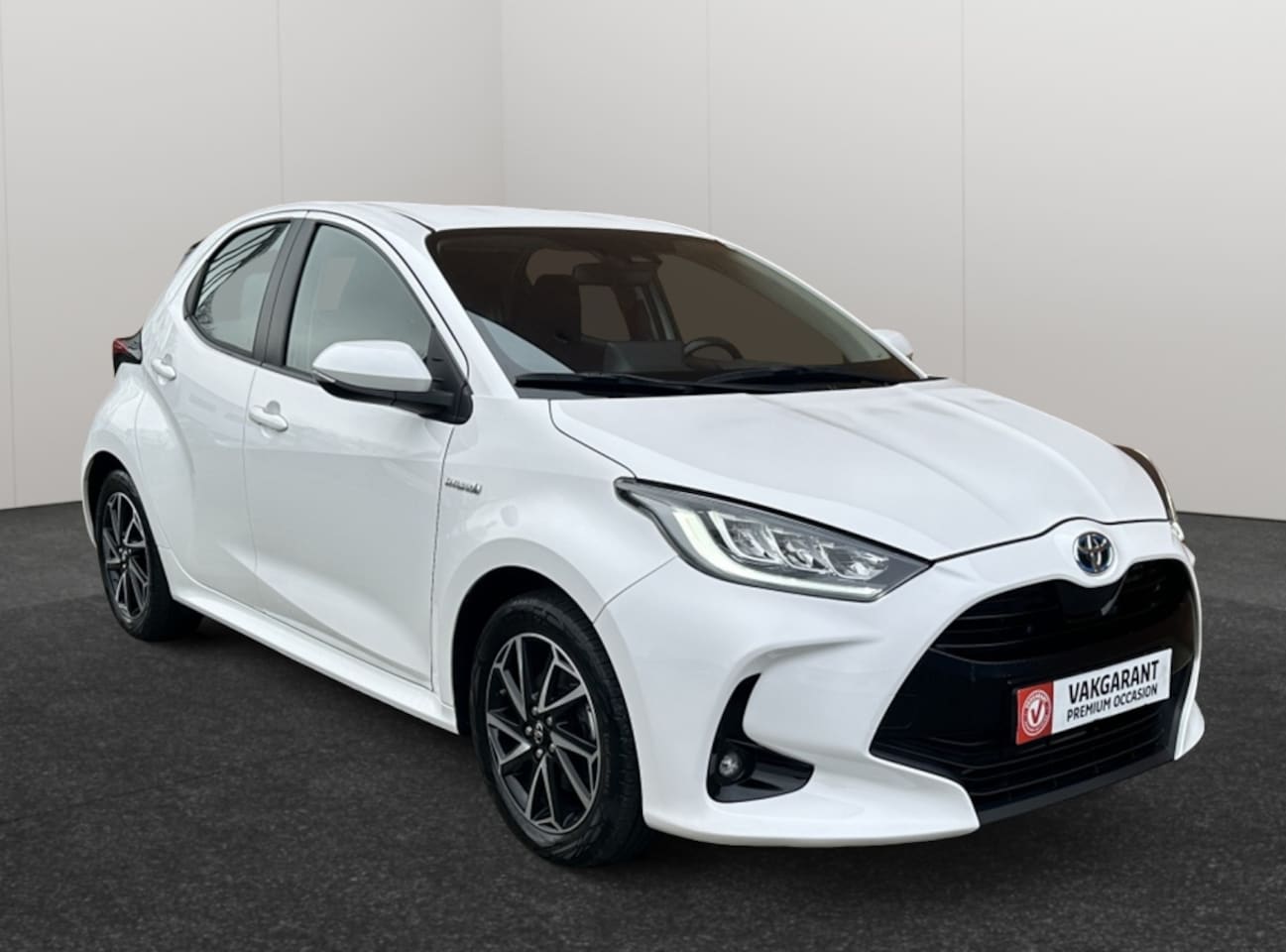 Toyota Yaris - 1.5 Hybride Dynamic Carplay Clima Camera - AutoWereld.nl