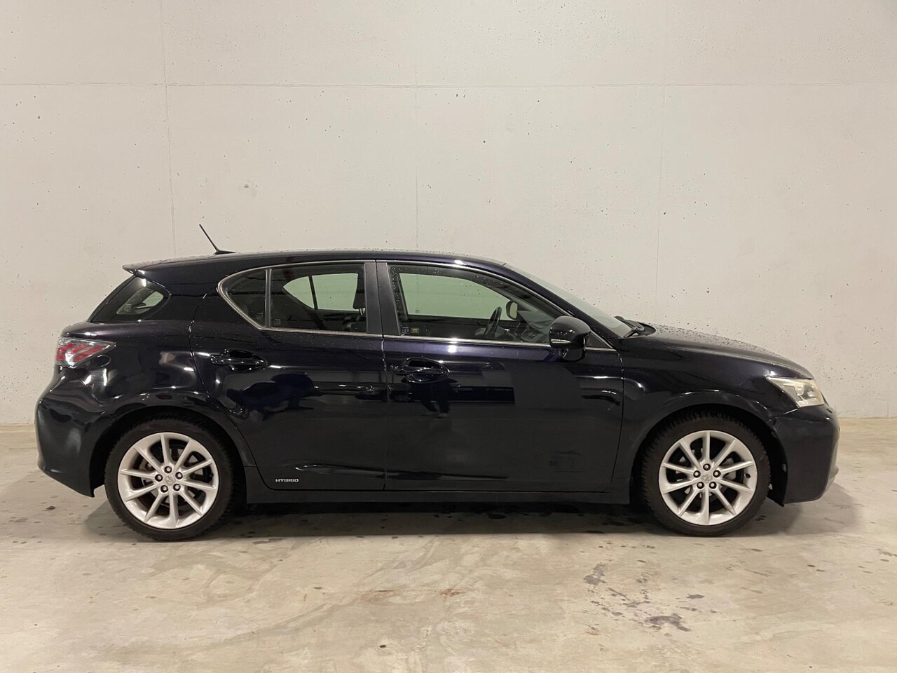 Lexus CT 200h - Hybrid Navi Camer Leer Stoelverwarming Clima Cruise Control - AutoWereld.nl