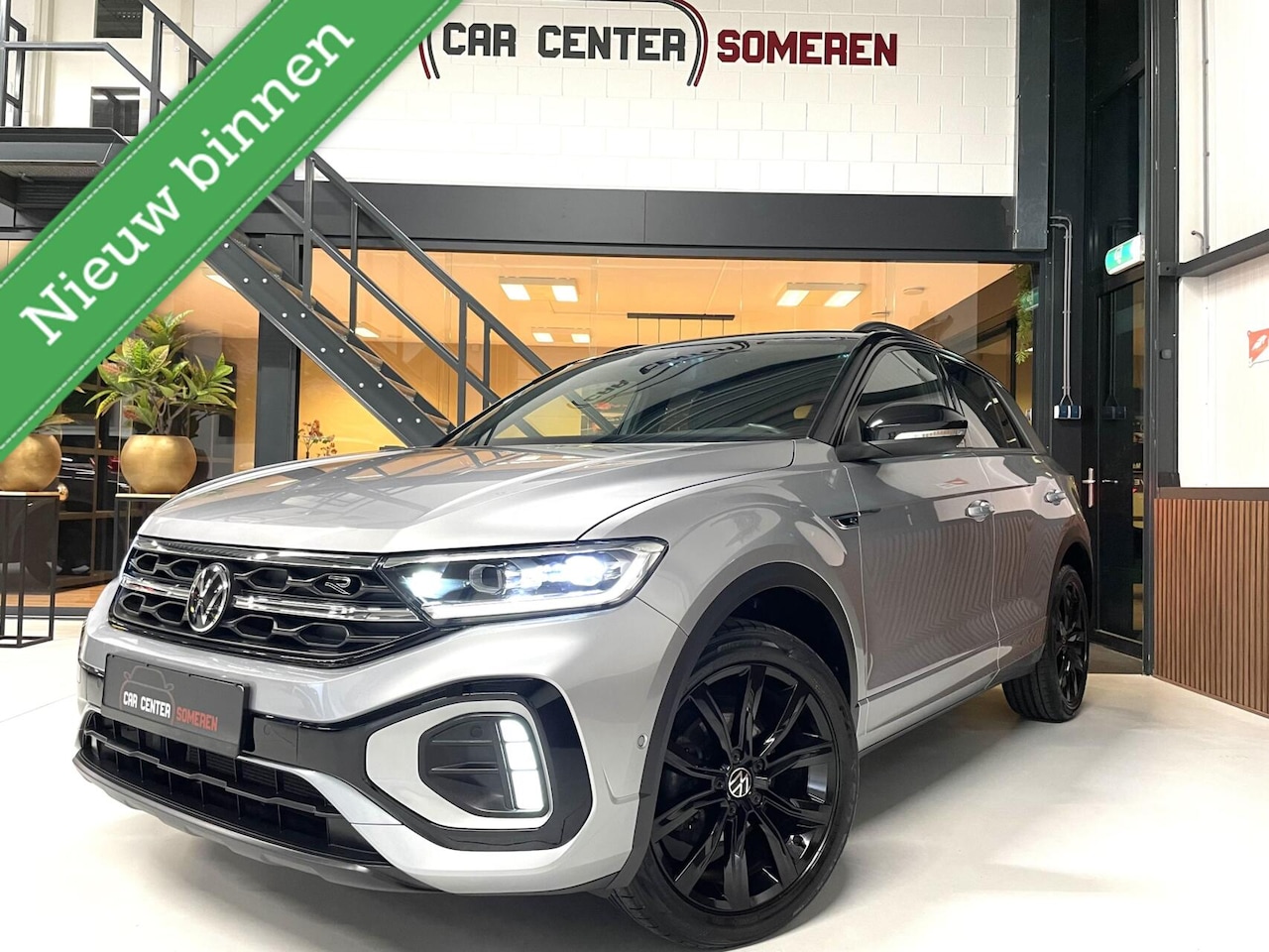 Volkswagen T-Roc - 1.5 TSI R-Line Black Style/ Cam/ Keyless/ IQ LED/ Trekhaak - AutoWereld.nl