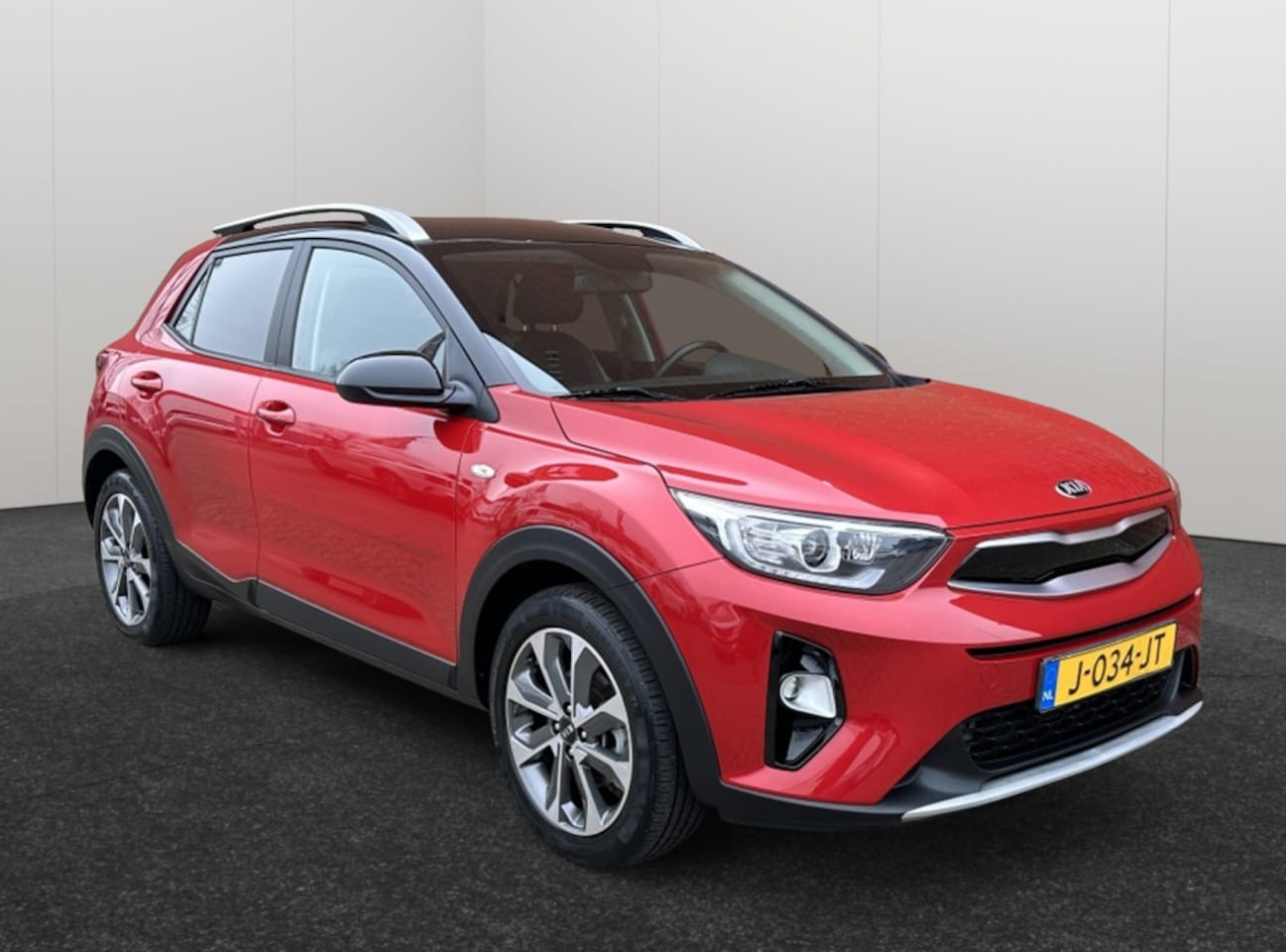 Kia Stonic - 1.0 T-GDi Sports Edition 1e eigenaar Navigatie Trekhaak - AutoWereld.nl