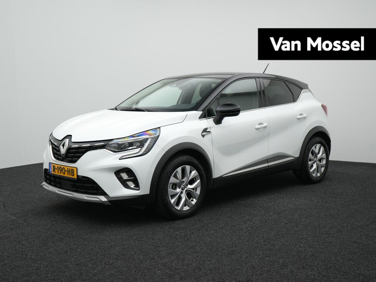 Renault Captur - 1.6 E-Tech Hybrid 145 Intens Automaat | Apple/Android Play | Trekhaak | Cruise | Camera | - AutoWereld.nl