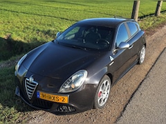 Alfa Romeo Giulietta - 1.7 TBi QV 235pk / leder / airco / navi