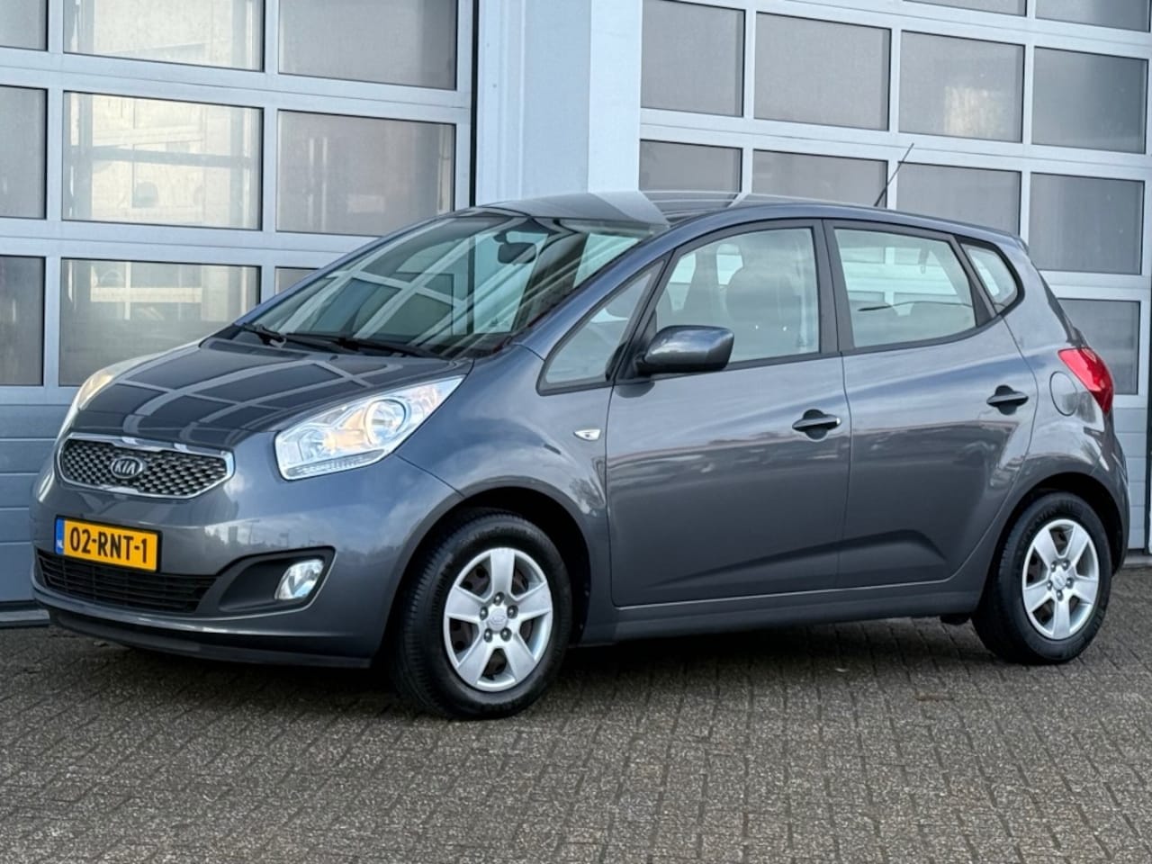 Kia Venga - 1.4 CVVT Seven Navi Cruise Camera Nette auto! - AutoWereld.nl