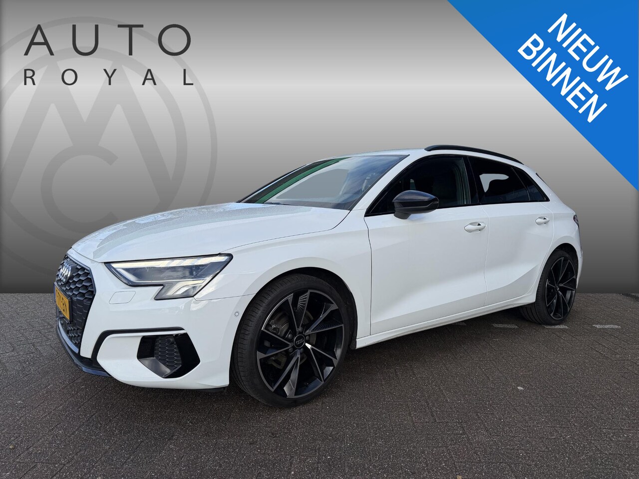 Audi A3 Sportback - 35 TFSI Business edition AUTOMAAT  | MATRIX LAMPEN | ADAPTIEVE CRUISE | VERWARMDE STOELEN - AutoWereld.nl