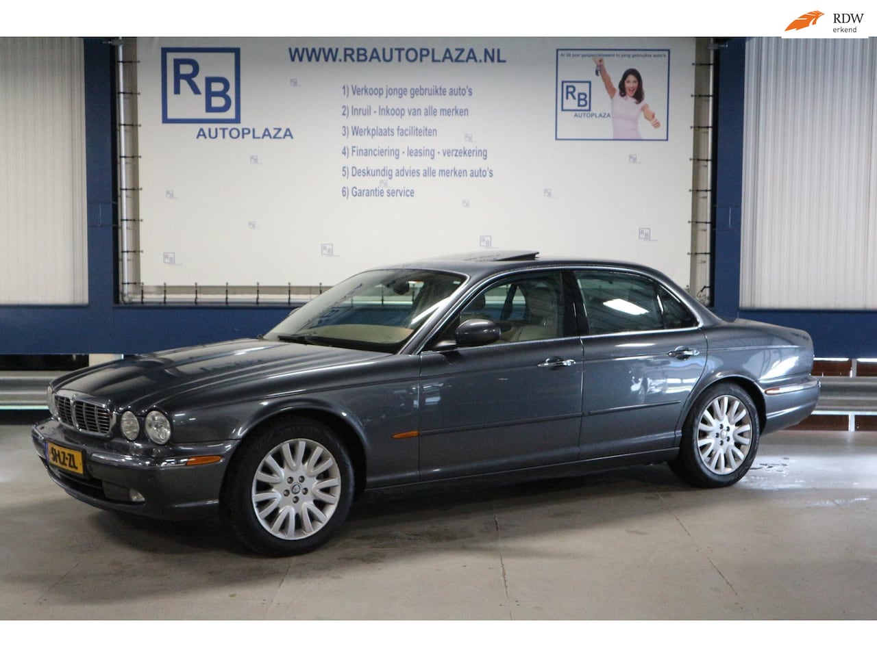 Jaguar XJ - 3.5 V8 Executive / LEES TEKST ! ! ! - AutoWereld.nl