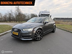 Audi A3 Sportback - S-Line 1.4 TFSI CoD Ambition