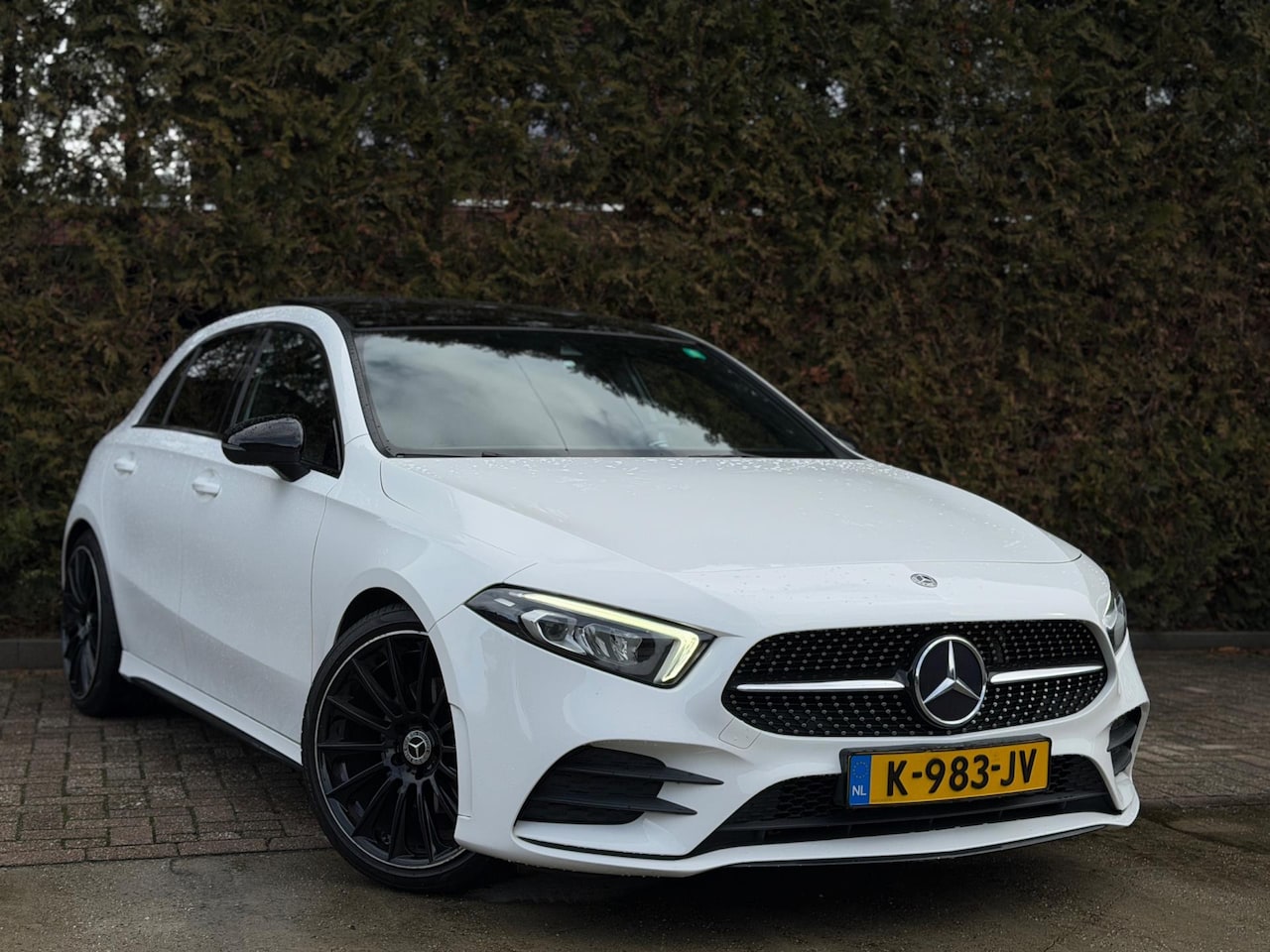 Mercedes-Benz A-klasse - 200 AMG Pakket Panorama CarPlay - AutoWereld.nl