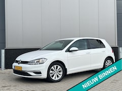 Volkswagen Golf - 1.0 TSI Automaat Stoelv. Camera ACC Carplay