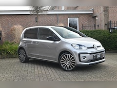 Volkswagen Up! - 1.0 TSI BMT High up 90 PK Camera PDC Stoelverwarming Bluetooth 17''