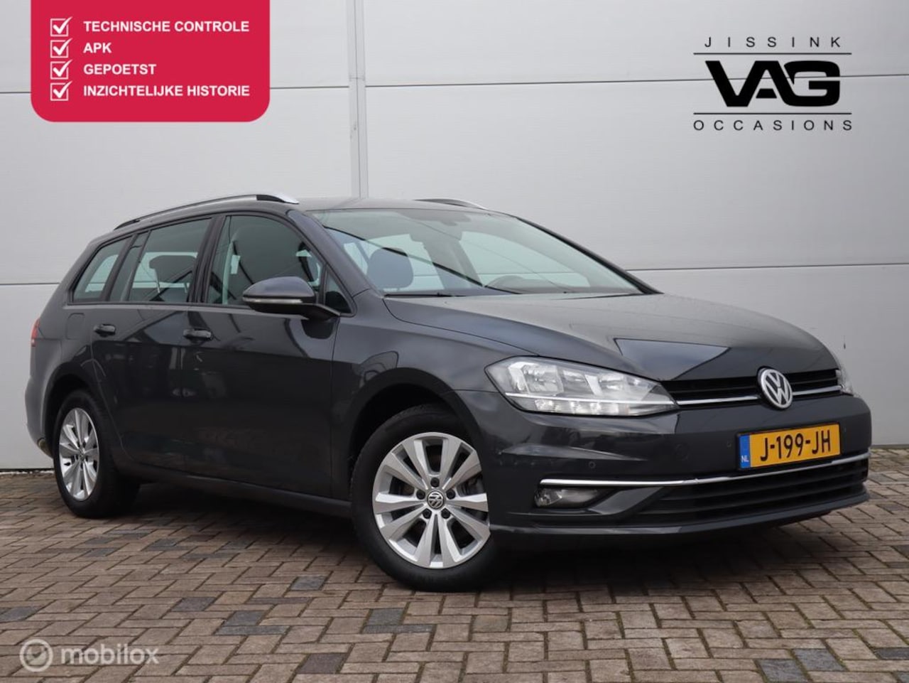 Volkswagen Golf - 1.0 TSI Highline Trekhaak Alcantara CarPlay PDC - AutoWereld.nl