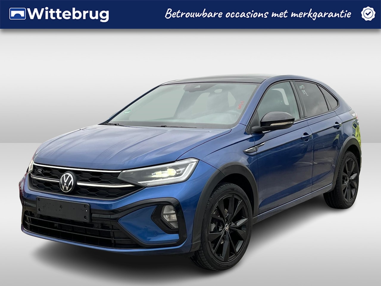 Volkswagen Taigo - 1.0 TSI 110pk DSG R-Line / Panoramadak / IQ LED / Virtual cockpit pro / Black style / 18' - AutoWereld.nl