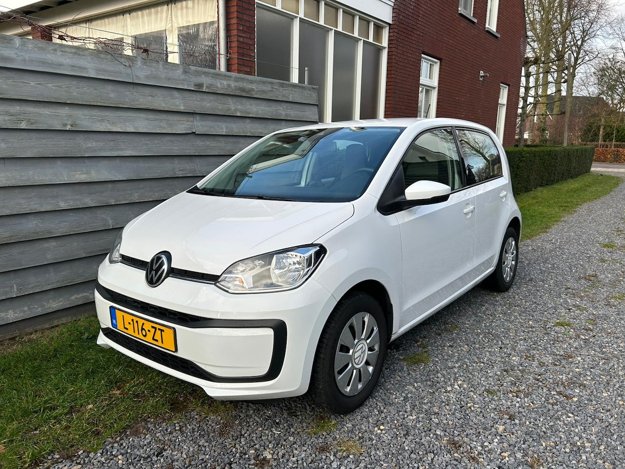 Volkswagen Up! - 1.0 - AutoWereld.nl