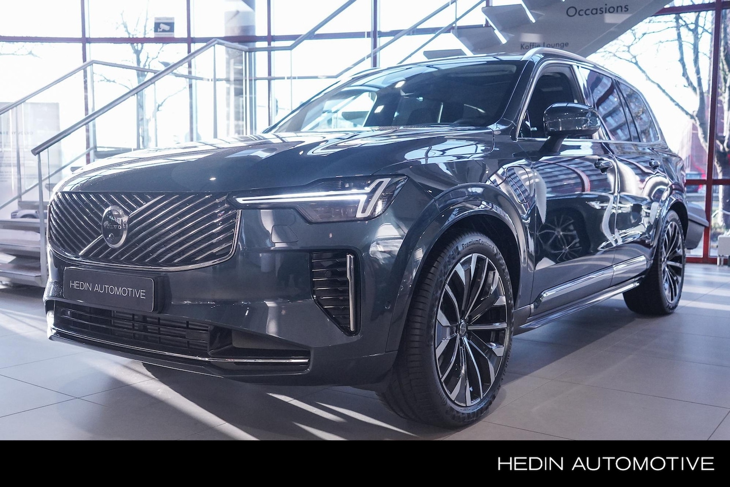 Volvo XC90 - 2.0 T8 Plug-in hybrid AWD Ultra Bright | Actieve Luchtvering | Trekhaak | Getint Glas | Gl - AutoWereld.nl