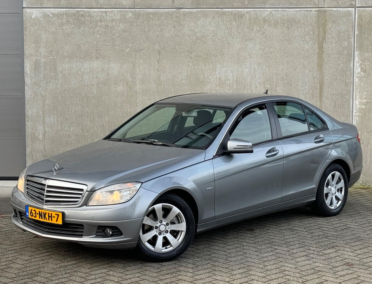 Mercedes-Benz C-klasse - 1.8 C180 CGI Sedan 2010 Grijs 2E EIG - AutoWereld.nl