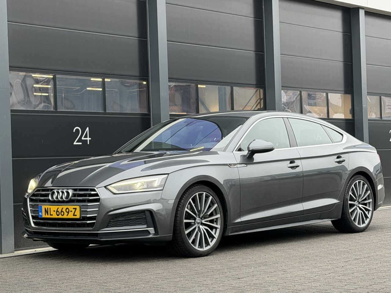 Audi A5 Sportback - 2.0 TDI S-Line Leer PDC - AutoWereld.nl