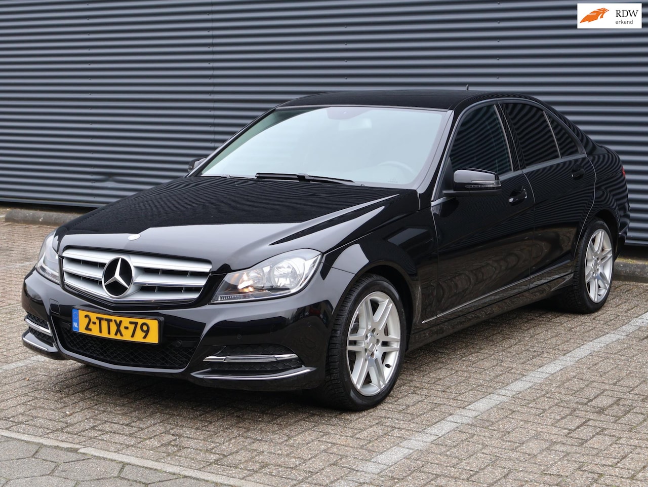 Mercedes-Benz C-klasse - 180 Prestige Avantgarde|Stoelv.|Nav|Cruise|Climate|Automaat - AutoWereld.nl