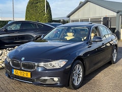 BMW 3-serie - 320i High Exe Sedan Automaat 2015 Schuifdak Dealerauto