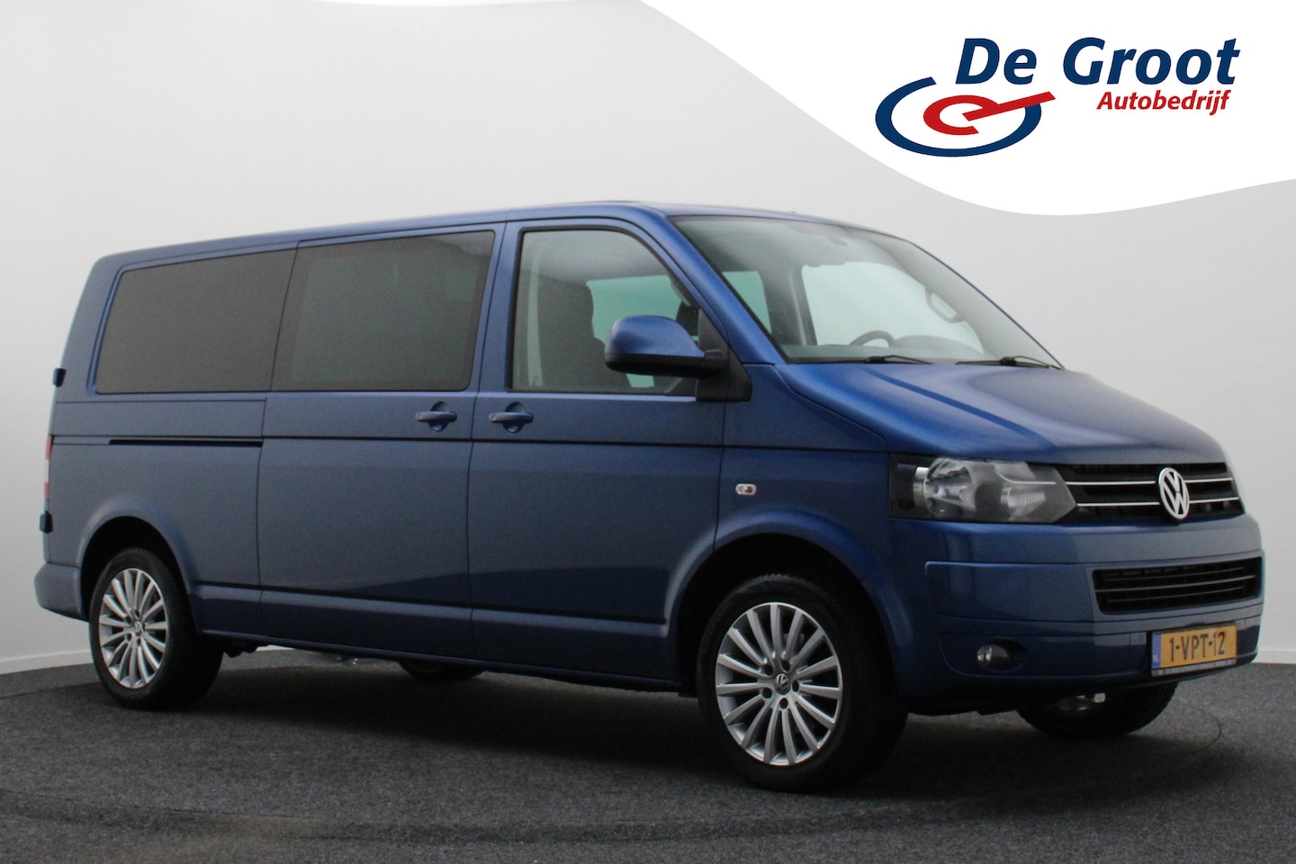 Volkswagen Transporter - 2.0 TDI L2H1 DC DSG Comfortline Airco, Trekhaak, Cruise, PDC, 18" - AutoWereld.nl