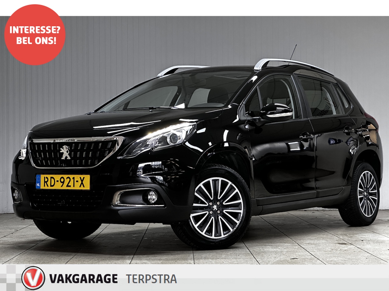 Peugeot 2008 - 1.2 PureTech Blue Lion /D-Riem Verv. 56.000KM! /Pano-Dak /Apple + Android /DAB+! /Navi /Ai - AutoWereld.nl