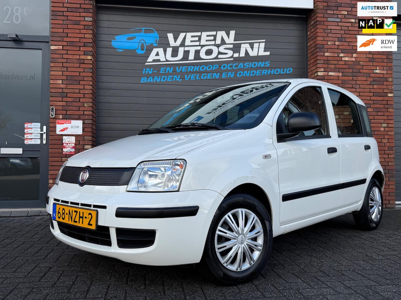Fiat Panda - 1.2 Active Nieuwe APK! Weinig KM NAP - AutoWereld.nl