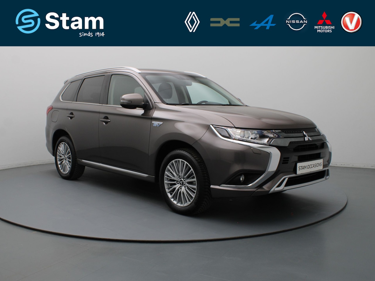 Mitsubishi Outlander - 2.4 PHEV Intense+ 225pk Camera | Cruise | Navi | Stoelverw. - AutoWereld.nl