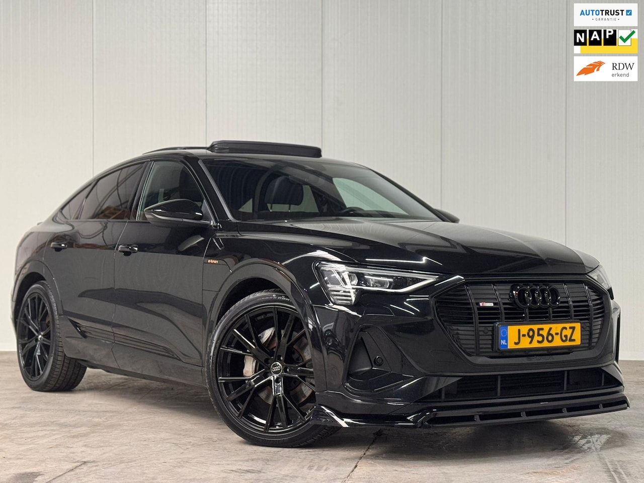 Audi e-tron Sportback - S-LINE l PANO l CAMERA l MATRIX l SFEER l LUCHTVERING l ORG.NL l DEALER OND - AutoWereld.nl