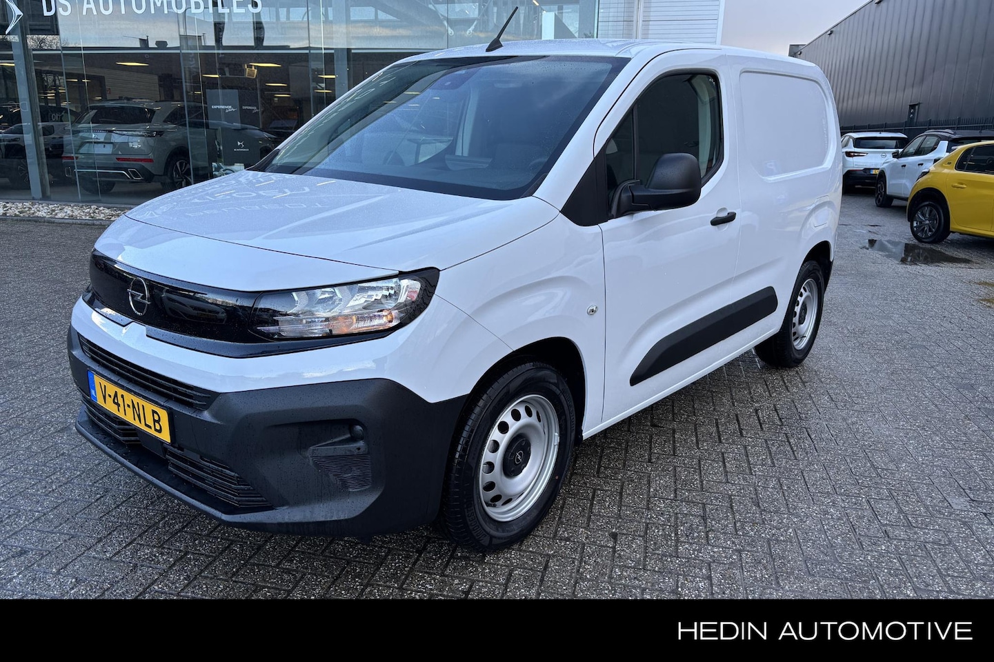 Opel Combo Electric - 136 L1 50kWh 136 L1 50kWh - AutoWereld.nl