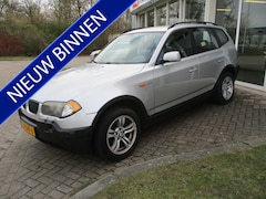 BMW X3 - 3.0i Executive Handgeschakeld 6 Cilinder. Nette Auto