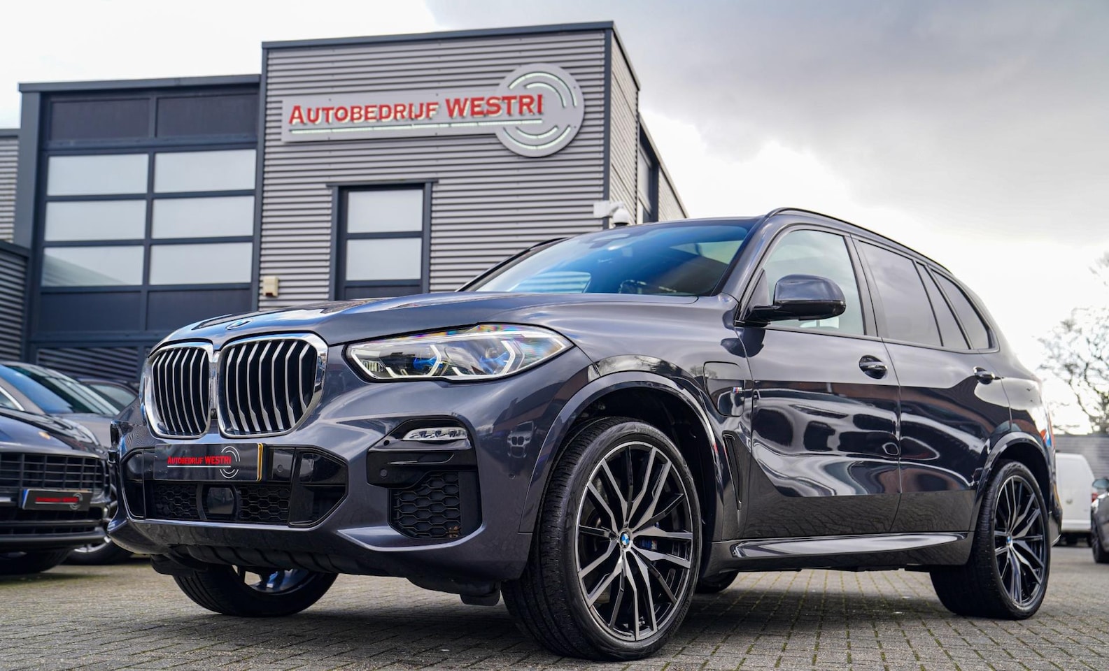 BMW X5 - XDrive45e High Executive | Massage | incl BTW | Panorama | Laser LED | Adaptieve cruise | - AutoWereld.nl