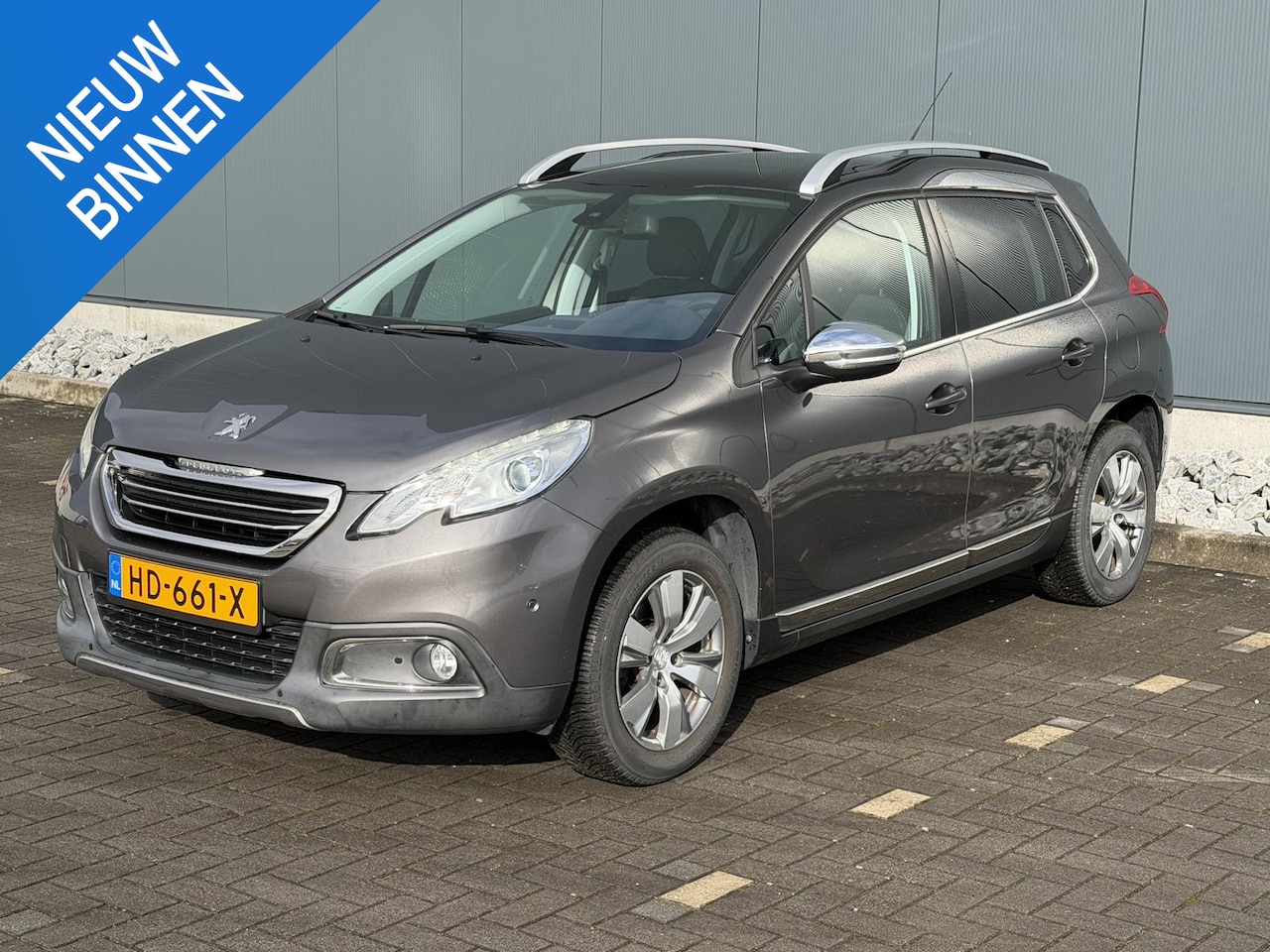 Peugeot 2008 - 1.2 PureTech Allure | Automaat | NAP | 1e eigenaar | Panoramadak | Navigatie | PDC V+A - AutoWereld.nl