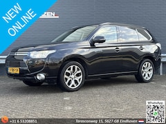 Mitsubishi Outlander - 2.0 PHEV Instyle | Pano | Leder | Climate | Cruise | Navi |