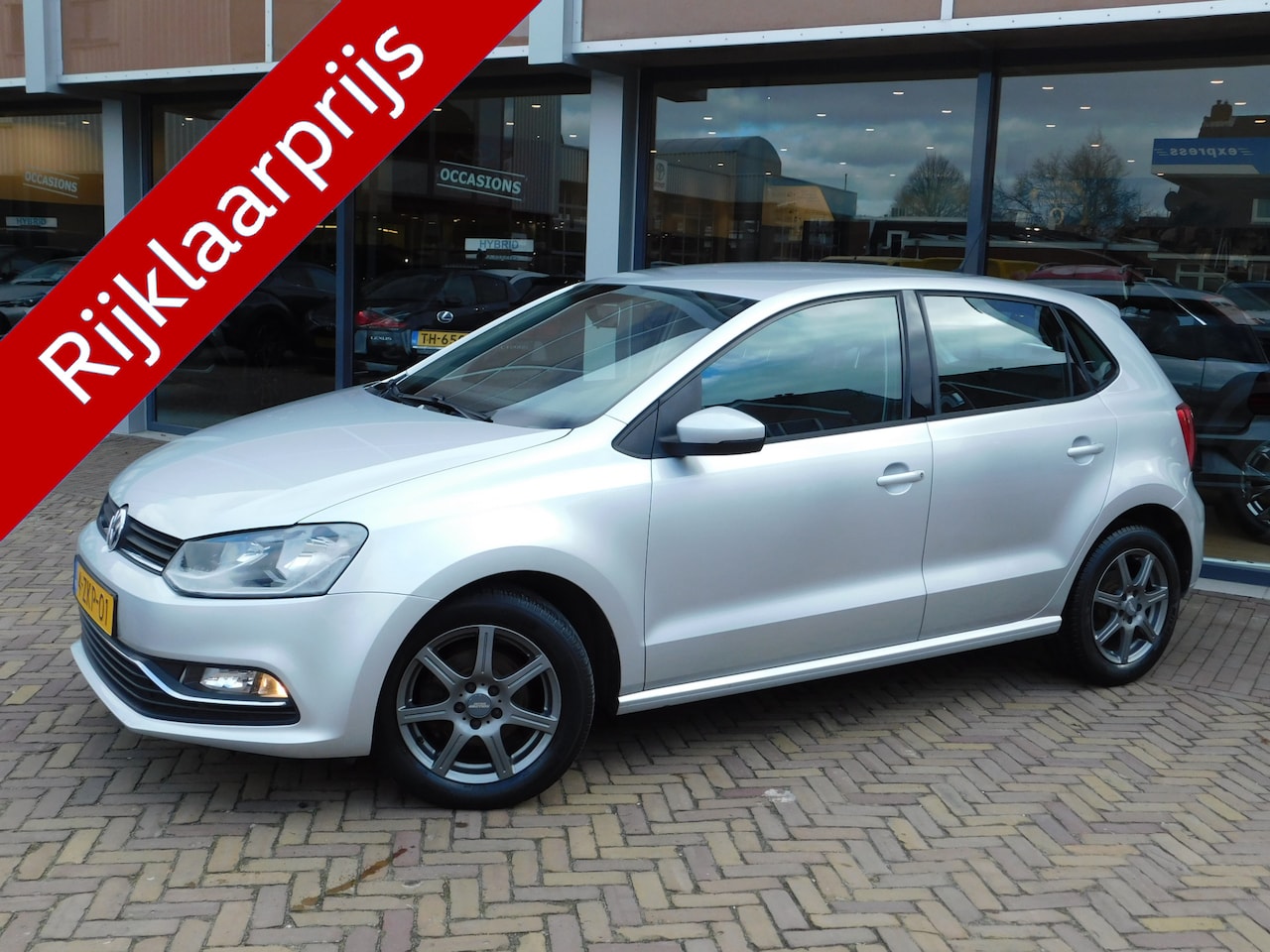 Volkswagen Polo - 1.2 TSI Comfortline | Cruise | Trekhaak | LMV - AutoWereld.nl