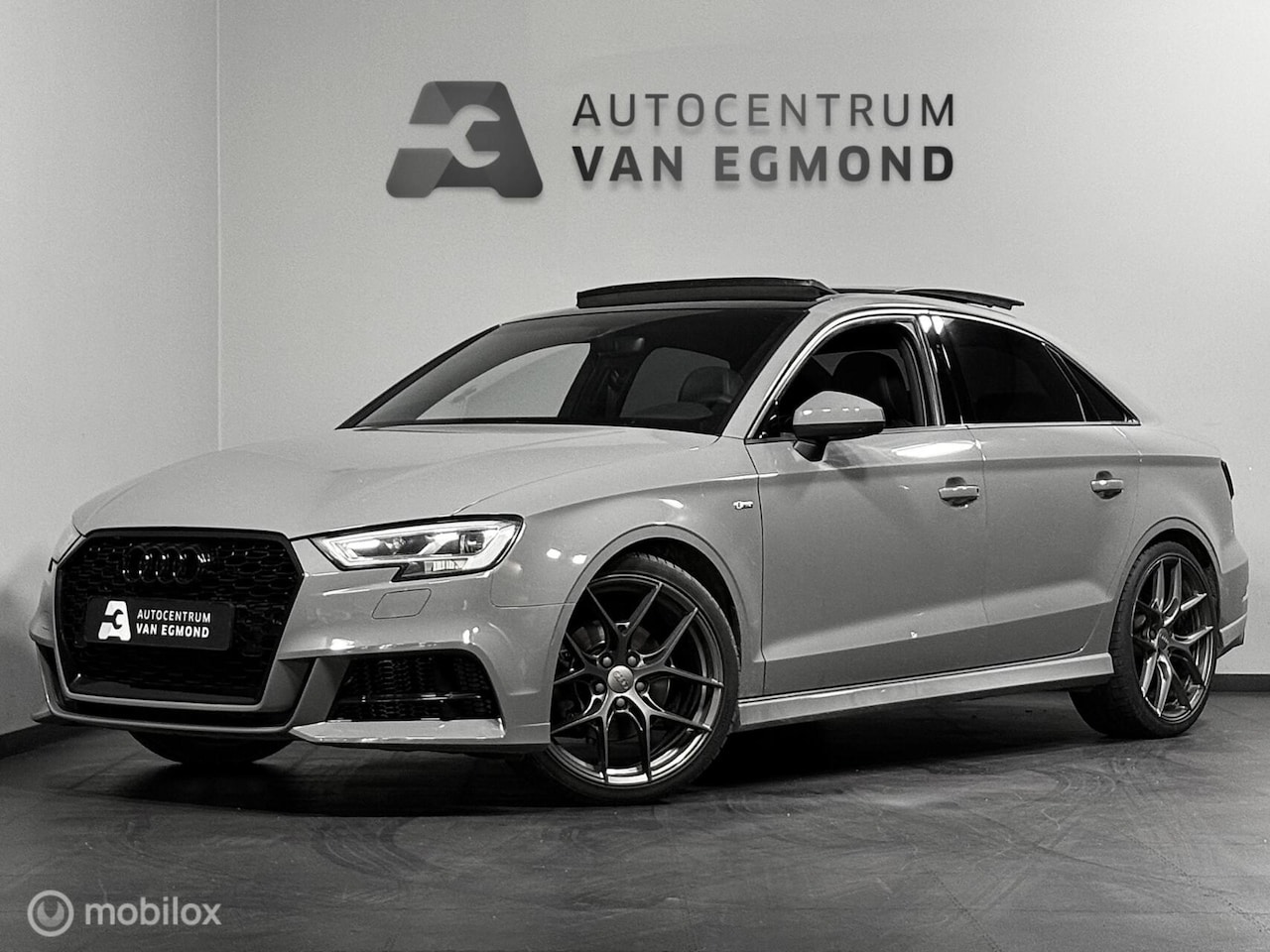 Audi A3 Limousine - 40 TFSI Sport 2X S-LINE | UNIEK! | UITLAAT - AutoWereld.nl