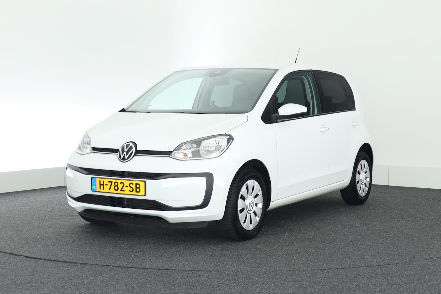 Volkswagen Up! - 1.0 BMT 60pk Move up! Cruise Control Camera Climate Control Parkeersensoren - AutoWereld.nl